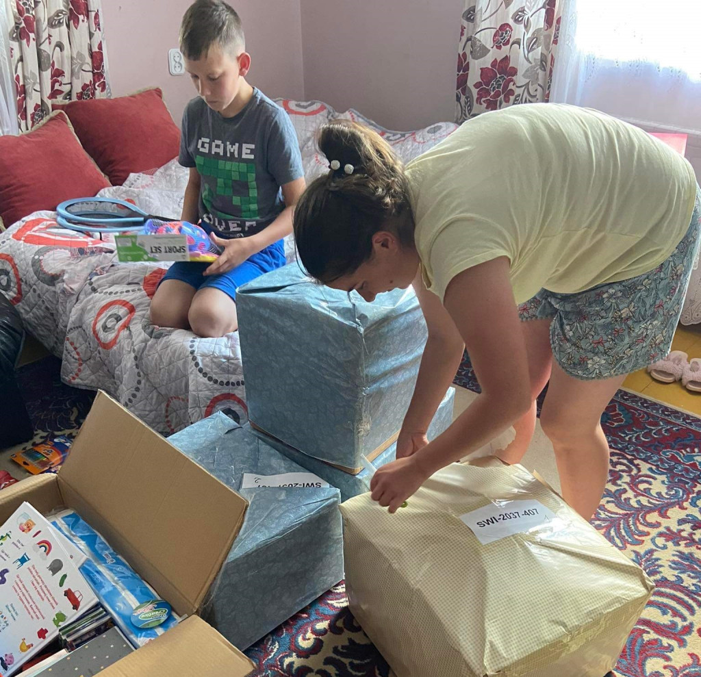 Trwa specjalny weekend cudów. Solidarna Paczka dla uchodźców! [zdjęcia]