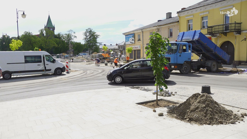 Remont ulic w centrum Końskich zbliża się do końca! Trwają ostatnie prace [wideo, zdjęcia]