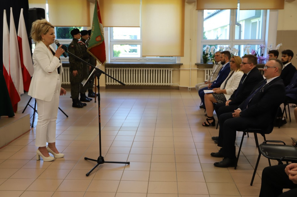 Koniec roku szkolnego szkół średnich w powiecie koneckim [zdjęcia]