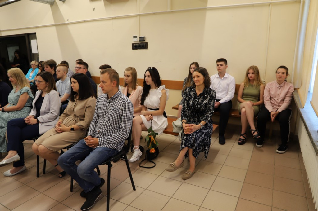 Koniec roku szkolnego szkół średnich w powiecie koneckim [zdjęcia]