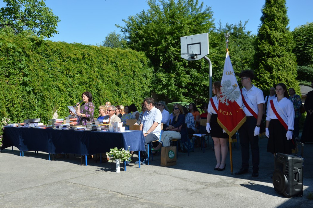 Koniec roku szkolnego szkół średnich w powiecie koneckim [zdjęcia]
