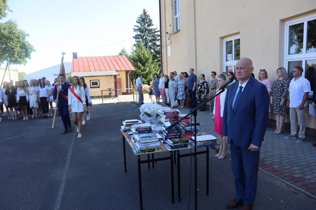 Koniec roku szkolnego szkół średnich w powiecie koneckim [zdjęcia]