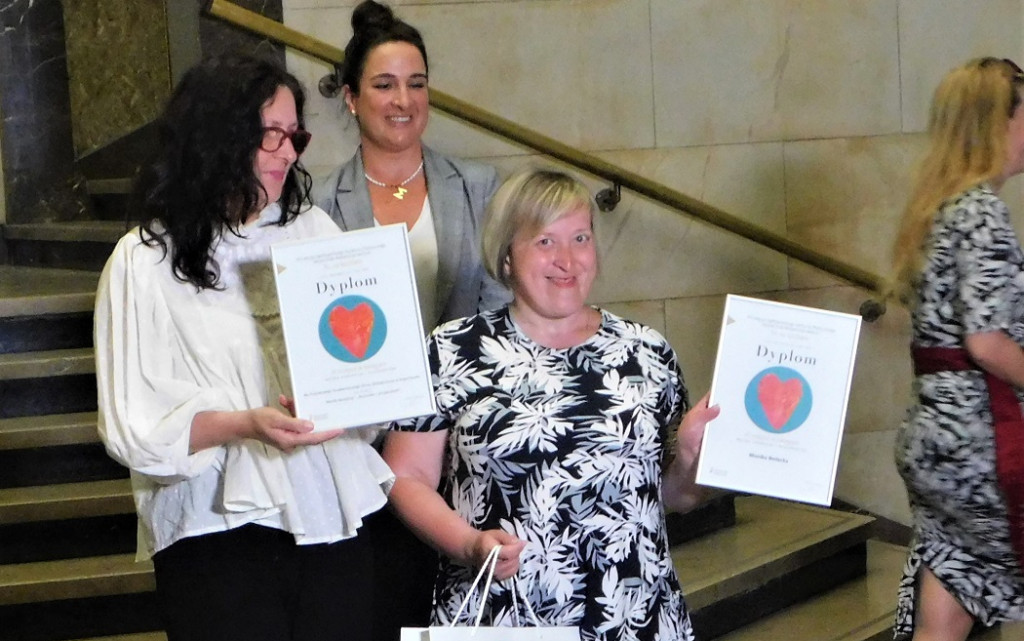 Monika Bielecka laureatką konkursu `Sztuka osób niepełnosprawnych` [zdjęcia]