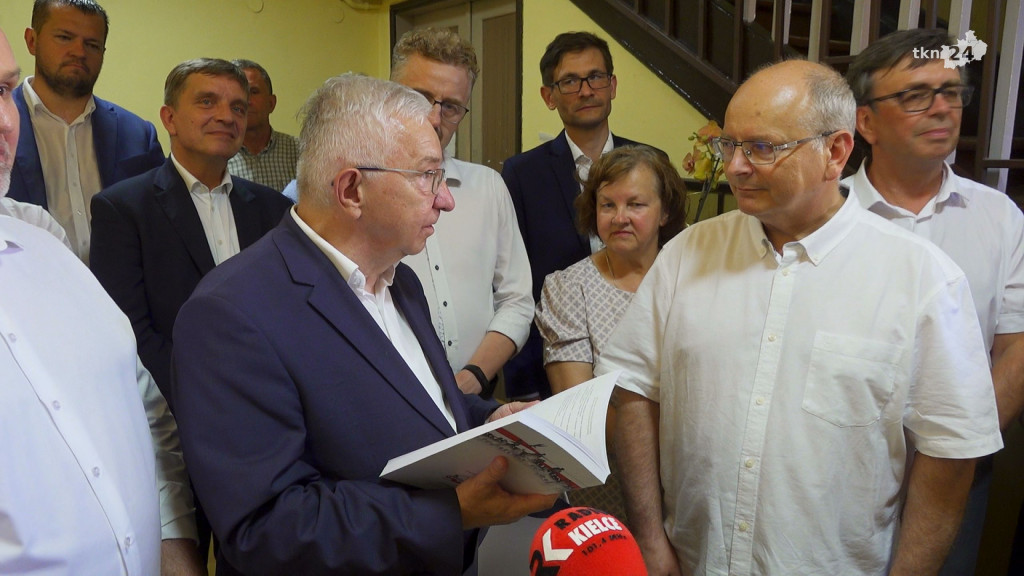 Krzysztof Lipiec otworzył biuro poselskie w Końskich [wideo, zdjęcia]
