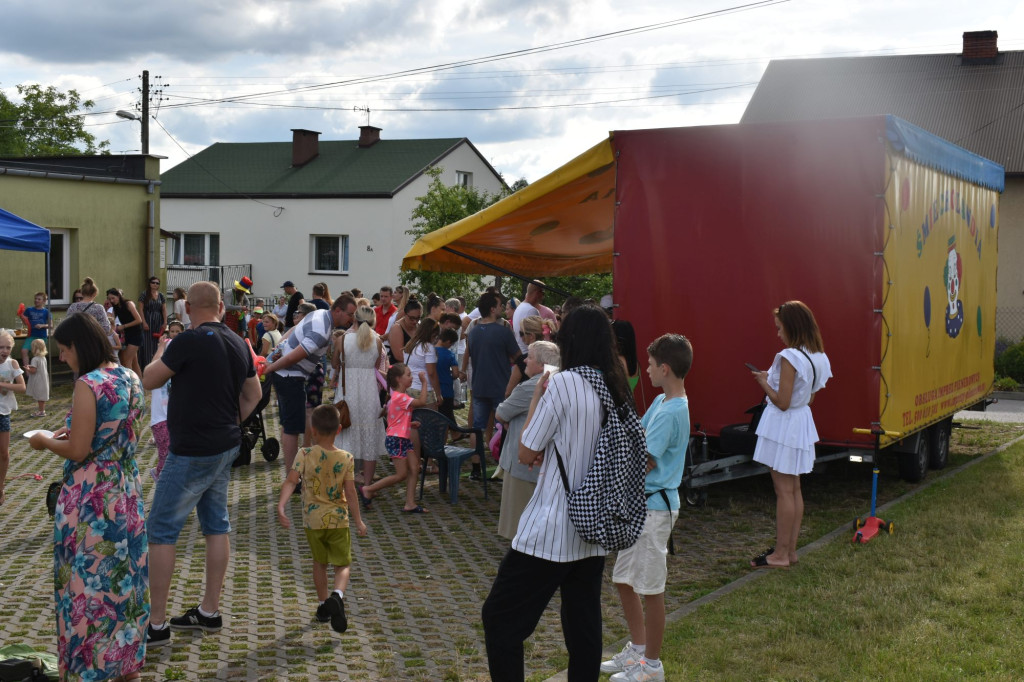 Rodzinna zabawa podczas pikniku w Rogowie [zdjęcia]