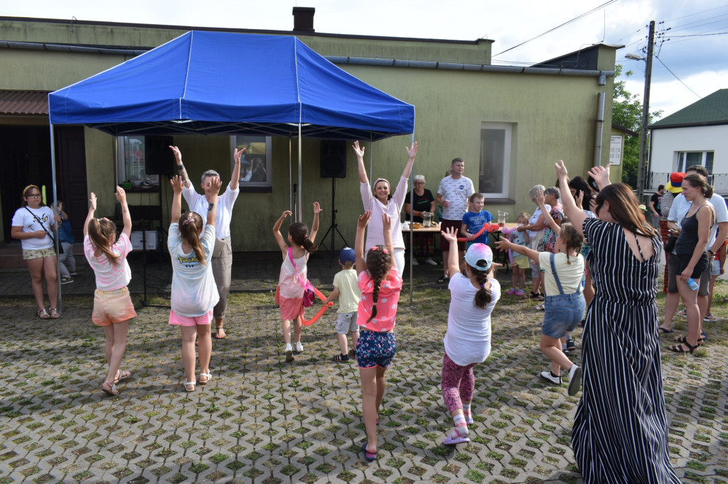 Rodzinna zabawa podczas pikniku w Rogowie [zdjęcia]