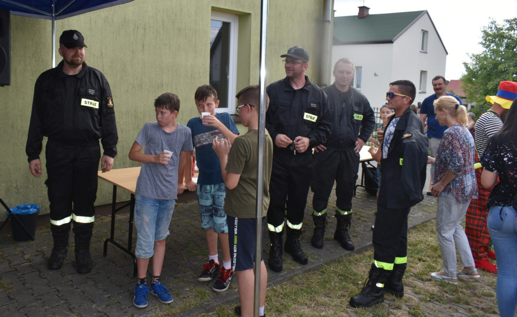 Rodzinna zabawa podczas pikniku w Rogowie [zdjęcia]