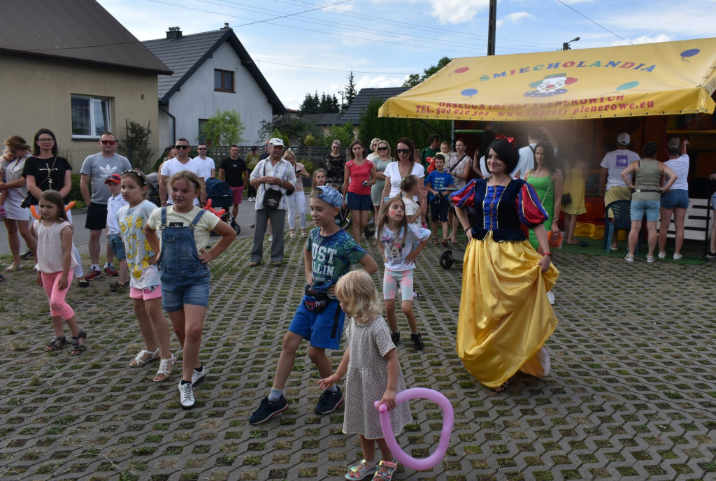 Rodzinna zabawa podczas pikniku w Rogowie [zdjęcia]