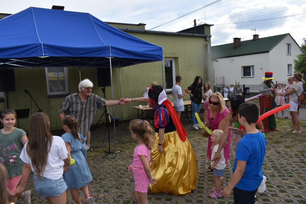 Rodzinna zabawa podczas pikniku w Rogowie [zdjęcia]