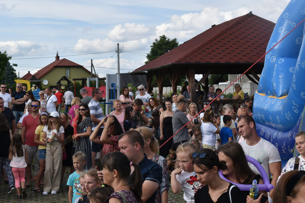 Rodzinna zabawa podczas pikniku w Rogowie [zdjęcia]