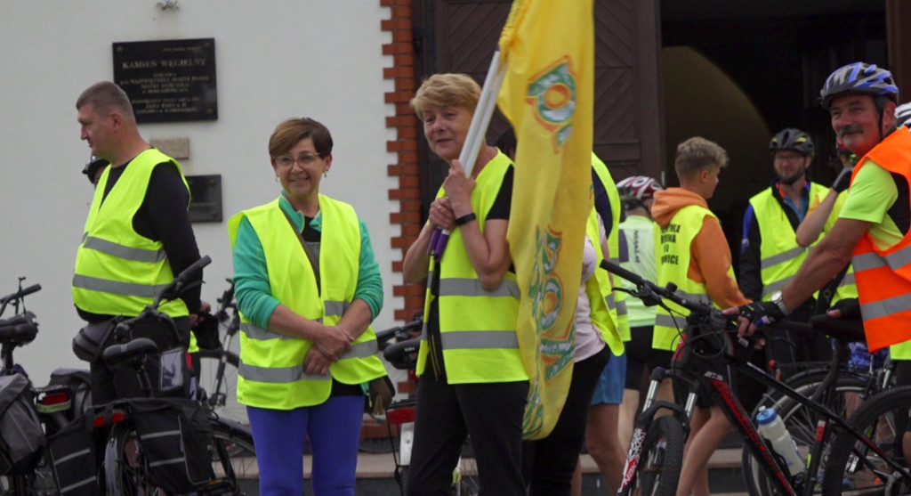 Na rowerach wyruszyli do Maryi [wideo, zdjęcia]