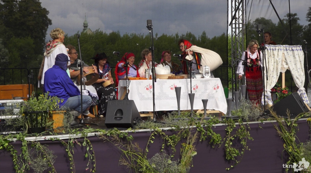 Gospodynie w teatrze! Za nami kolejny Przegląd KGW w Końskich [wideo, zdjęcia]