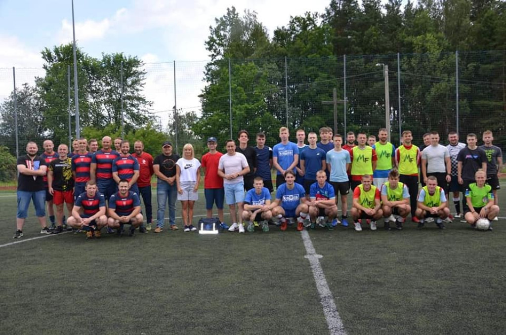 Powróciła Miejska Liga Futsalu w Stąporkowie [zdjęcia]