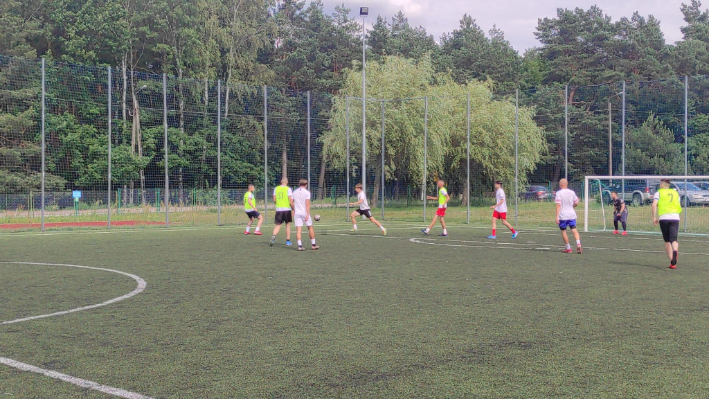 Powróciła Miejska Liga Futsalu w Stąporkowie [zdjęcia]