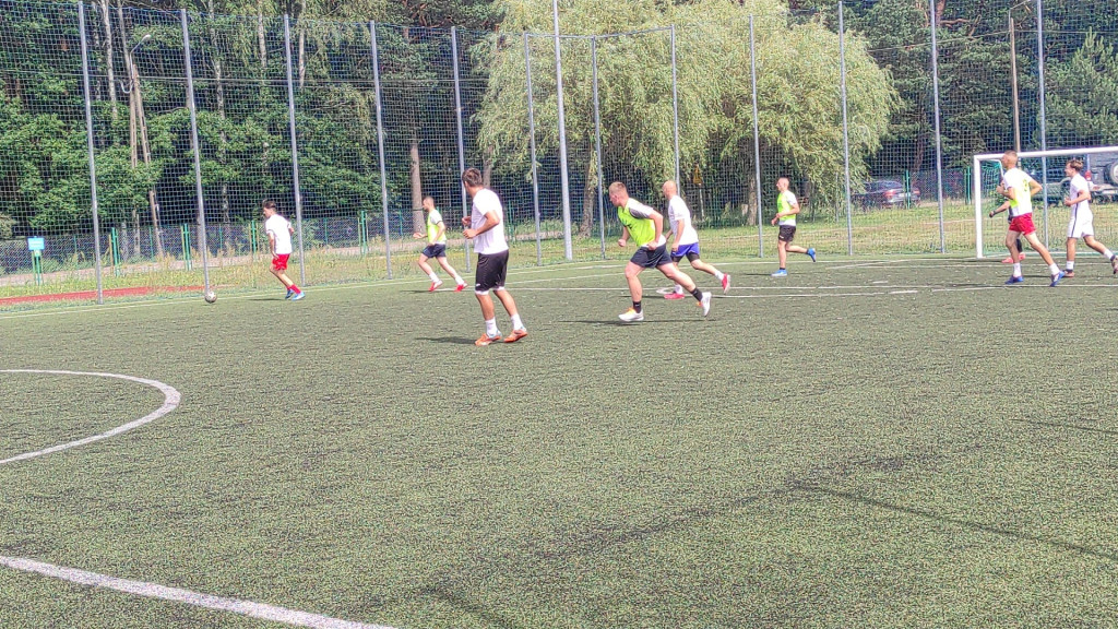 Powróciła Miejska Liga Futsalu w Stąporkowie [zdjęcia]
