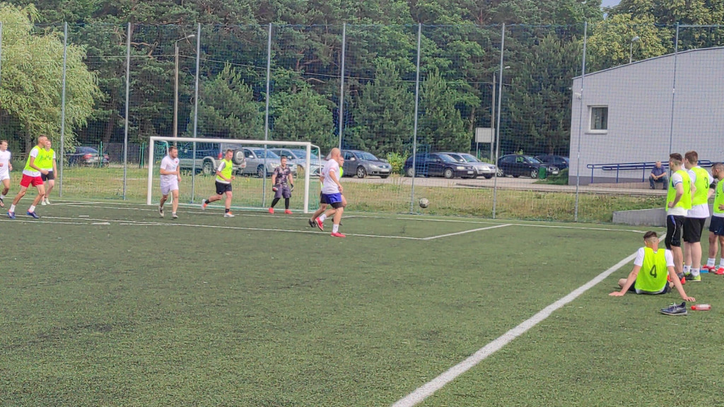 Powróciła Miejska Liga Futsalu w Stąporkowie [zdjęcia]