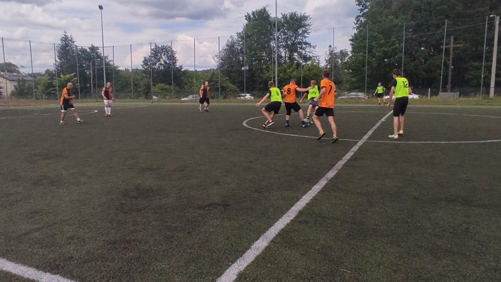 Powróciła Miejska Liga Futsalu w Stąporkowie [zdjęcia]