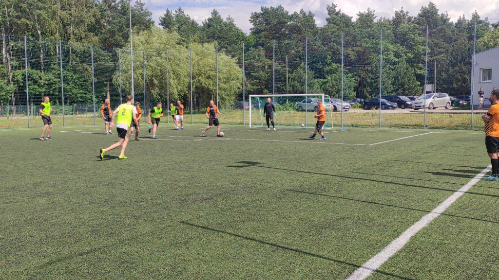 Powróciła Miejska Liga Futsalu w Stąporkowie [zdjęcia]