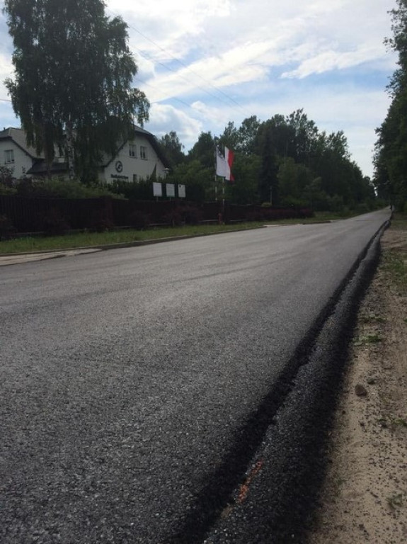 Bieżące remonty dróg w powiecie koneckim [zdjęcia]