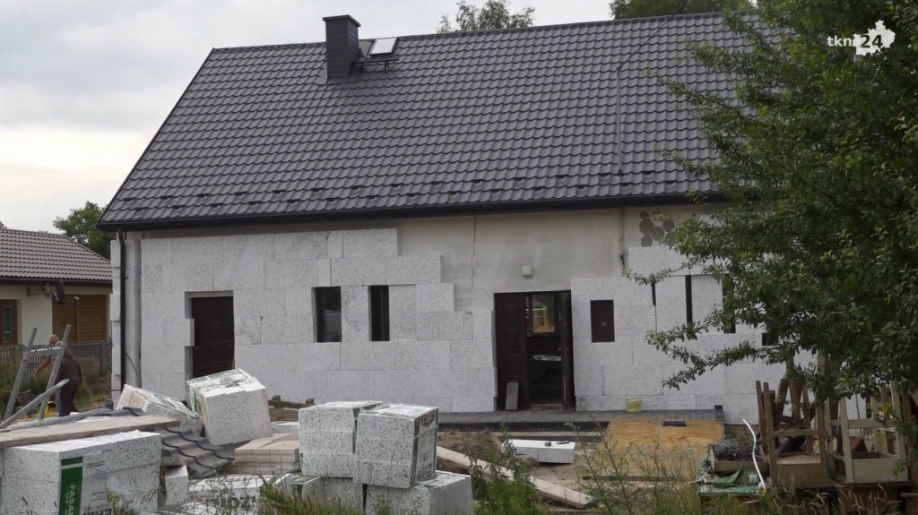 Fałków: Trwa wielki projekt termomodernizacyjny [wideo, zdjęcia]