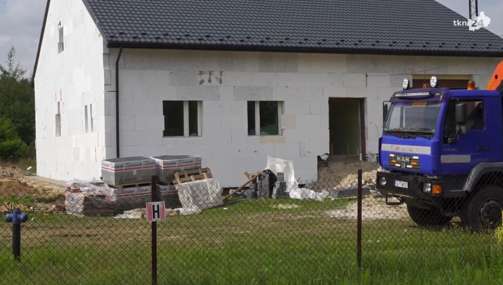 Fałków: Trwa wielki projekt termomodernizacyjny [wideo, zdjęcia]
