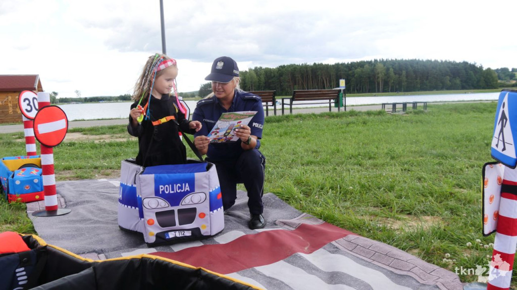 Turniej siatkówki plażowej mixtów na nowych boiskach nad Antoniowem [Zdjęcia]