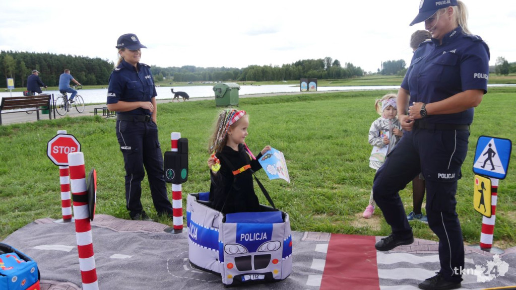 Turniej siatkówki plażowej mixtów na nowych boiskach nad Antoniowem [Zdjęcia]