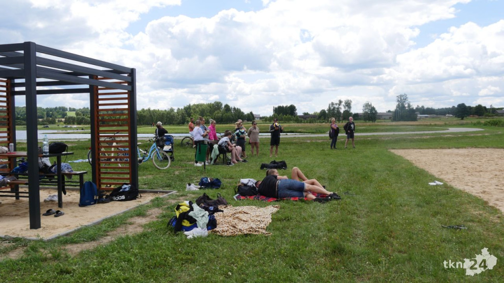 Turniej siatkówki plażowej mixtów na nowych boiskach nad Antoniowem [Zdjęcia]