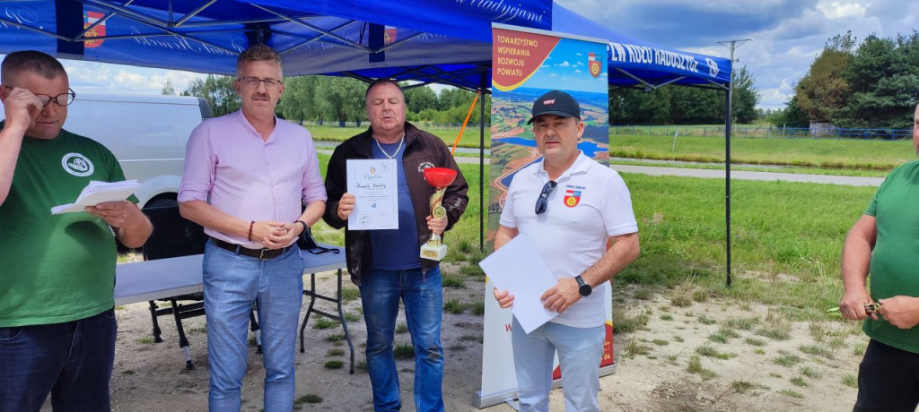 Wędkowanie o puchar Starosty Koneckiego [Zdjęcia]
