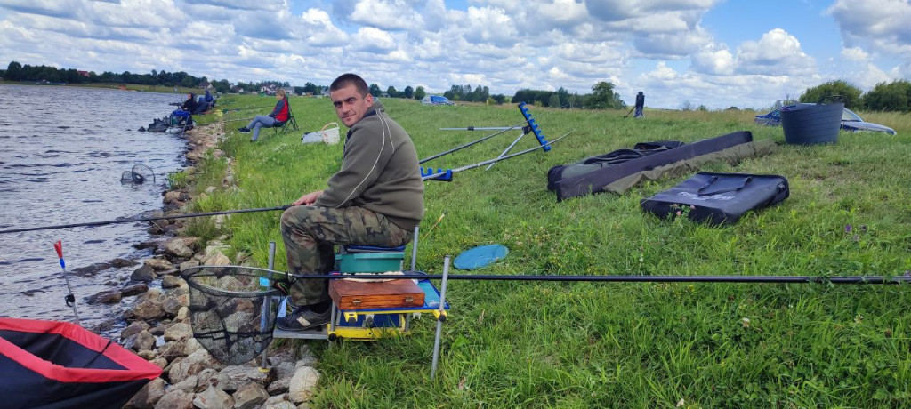 Wędkowanie o puchar Starosty Koneckiego [Zdjęcia]