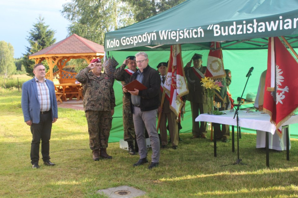 Uroczystości ku pamięci pomordowanych w Budzisławiu