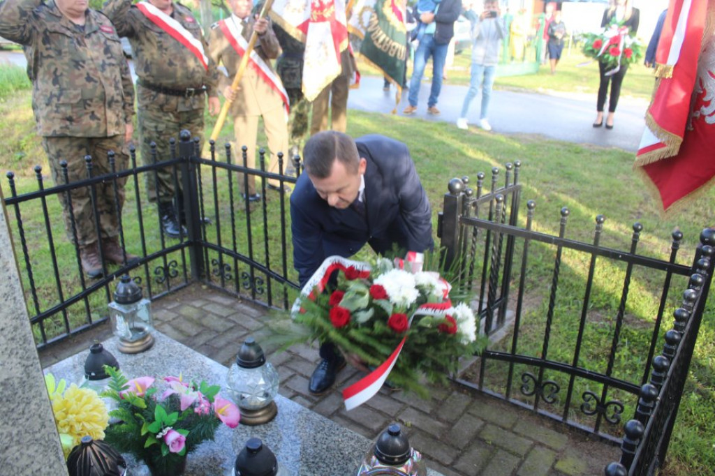 Uroczystości ku pamięci pomordowanych w Budzisławiu