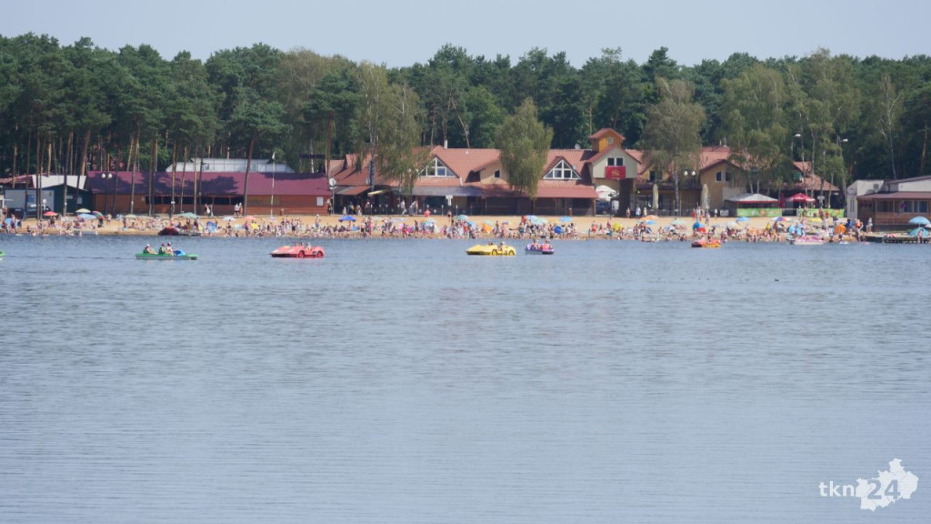 Upalny czwartek. To oznacza tłumy w Sielpi [fotorelacja]