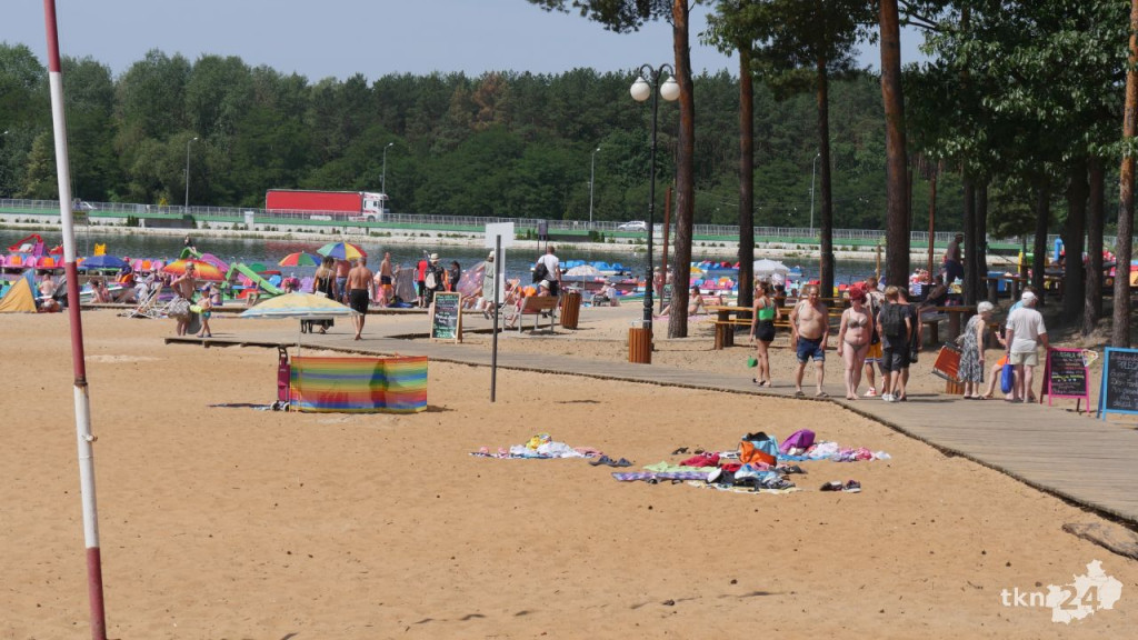 Upalny czwartek. To oznacza tłumy w Sielpi [fotorelacja]