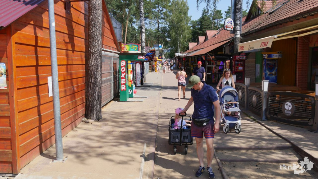 Upalny czwartek. To oznacza tłumy w Sielpi [fotorelacja]