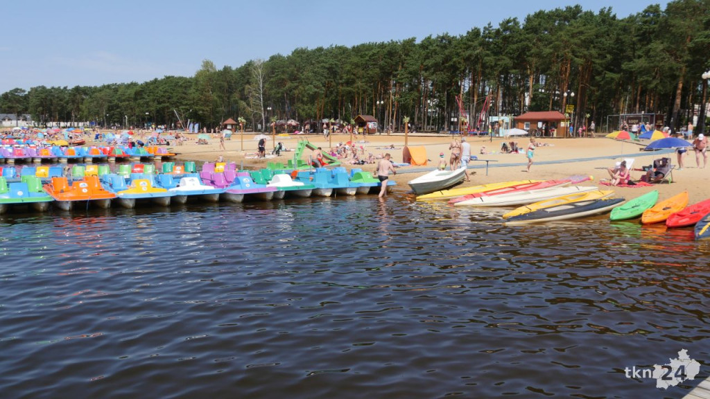 Upalny czwartek. To oznacza tłumy w Sielpi [fotorelacja]