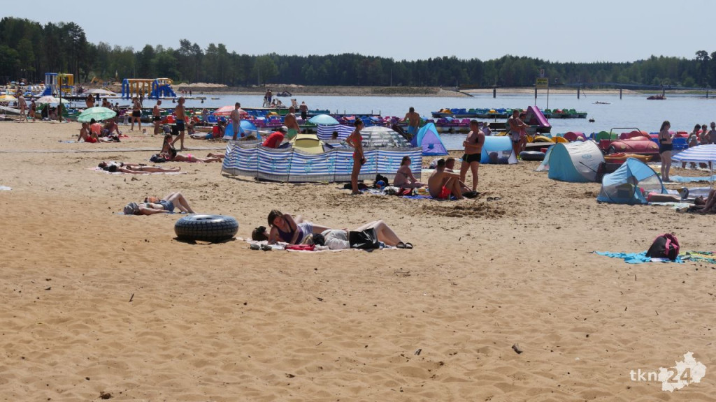 Upalny czwartek. To oznacza tłumy w Sielpi [fotorelacja]