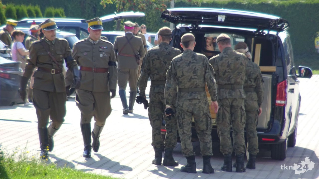 Kolejne ułańskie święto w Białym Ługu. Był pogrzeb żołnierzy i rekonstrukcje [wideo, zdjęcia]