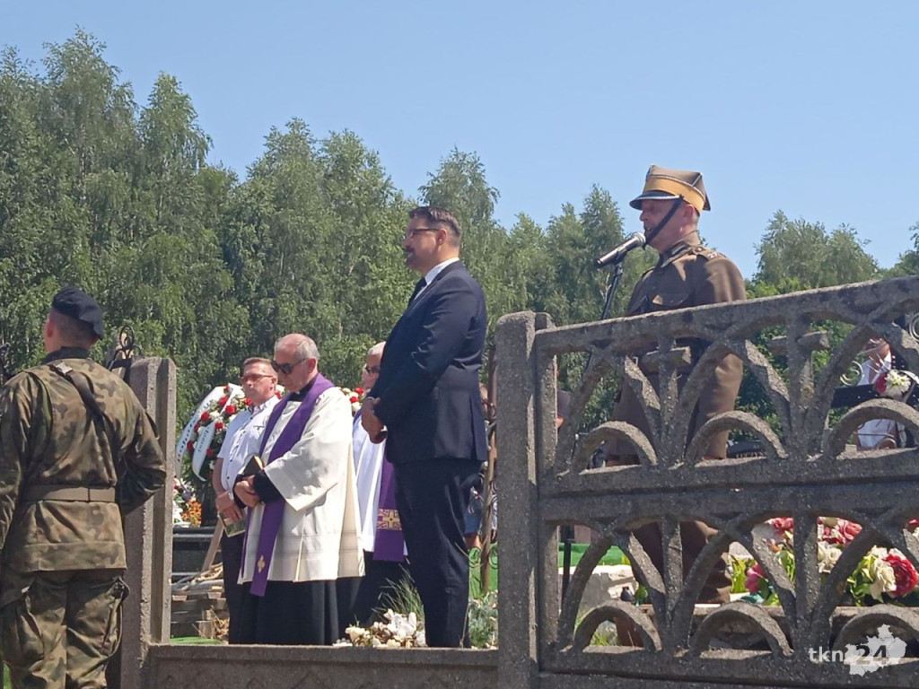 Kolejne ułańskie święto w Białym Ługu. Był pogrzeb żołnierzy i rekonstrukcje [wideo, zdjęcia]