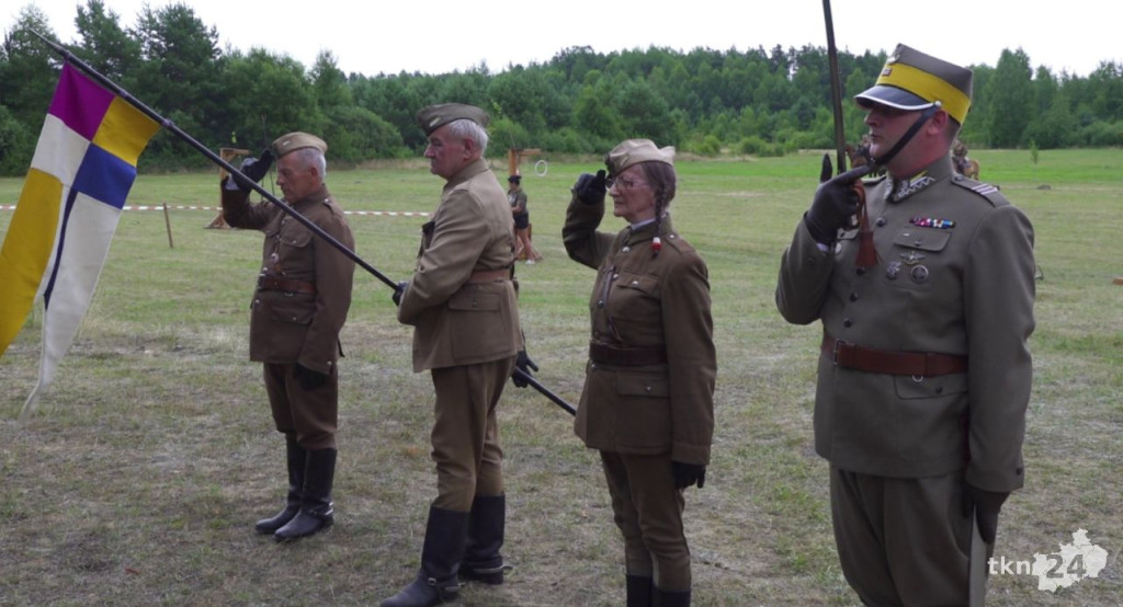 Kolejne ułańskie święto w Białym Ługu. Był pogrzeb żołnierzy i rekonstrukcje [wideo, zdjęcia]