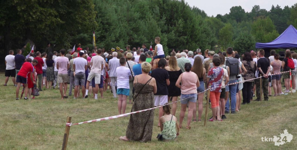 Kolejne ułańskie święto w Białym Ługu. Był pogrzeb żołnierzy i rekonstrukcje [wideo, zdjęcia]