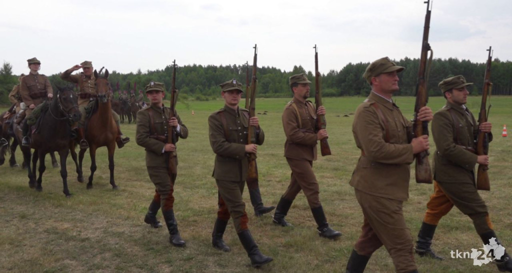 Kolejne ułańskie święto w Białym Ługu. Był pogrzeb żołnierzy i rekonstrukcje [wideo, zdjęcia]