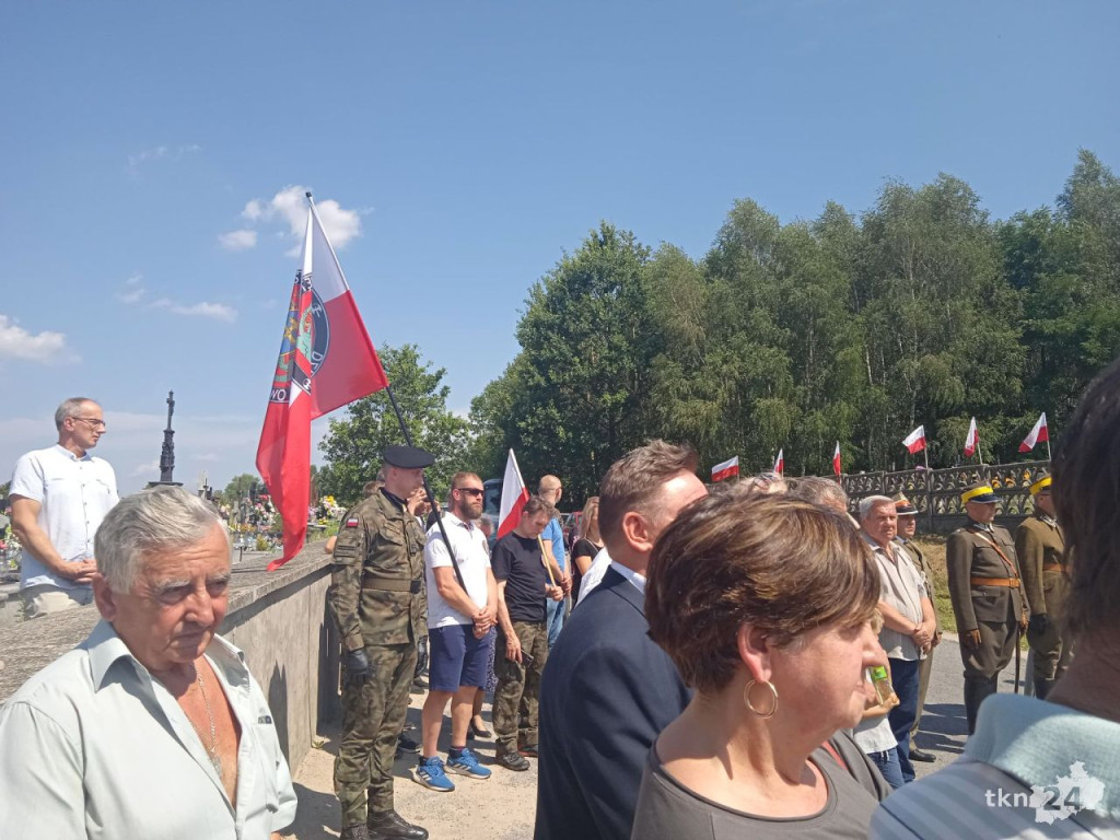 Pogrzeb nieznanych Ułanów w Pilczycy [Zdjęcia]