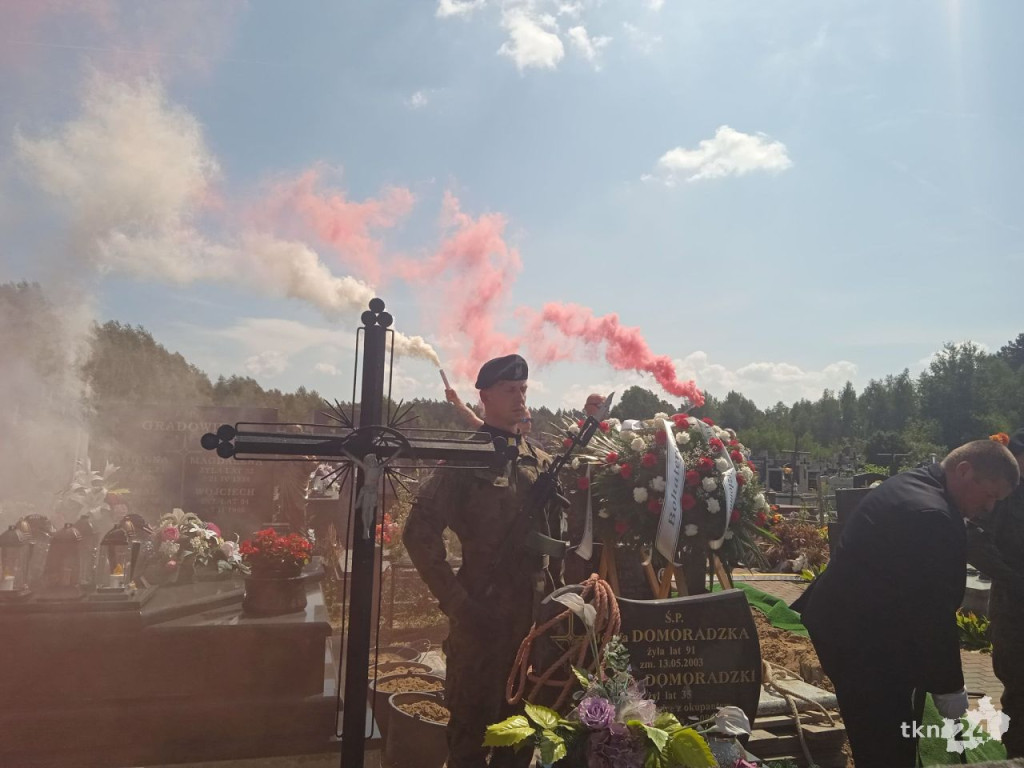 Pogrzeb nieznanych Ułanów w Pilczycy [Zdjęcia]