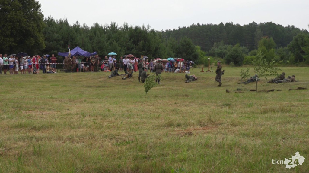 Kolejne ułańskie święto w Białym Ługu. Był pogrzeb żołnierzy i rekonstrukcje [wideo, zdjęcia]