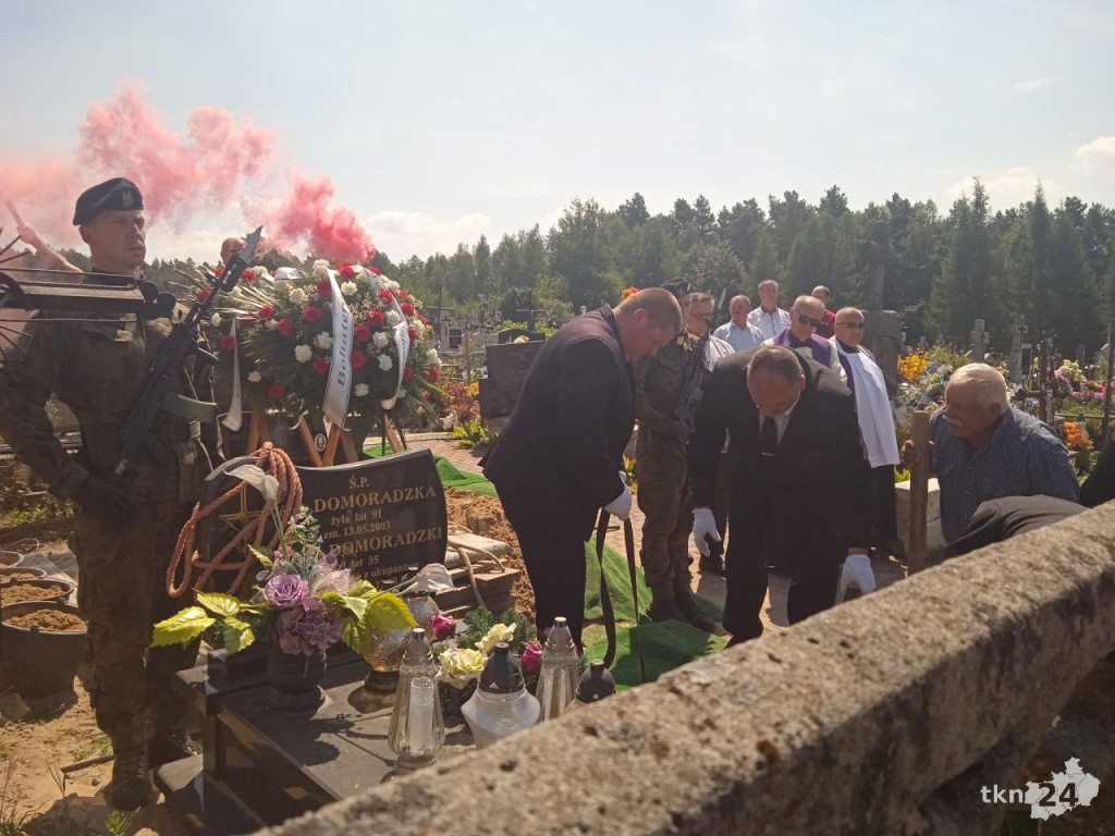 Pogrzeb nieznanych Ułanów w Pilczycy [Zdjęcia]