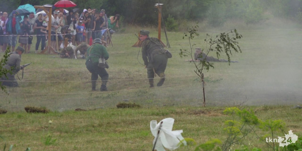 Kolejne ułańskie święto w Białym Ługu. Był pogrzeb żołnierzy i rekonstrukcje [wideo, zdjęcia]