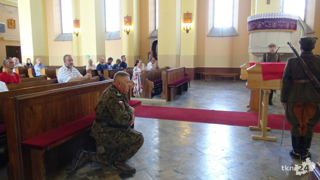 Pogrzeb nieznanych Ułanów w Pilczycy [Zdjęcia]