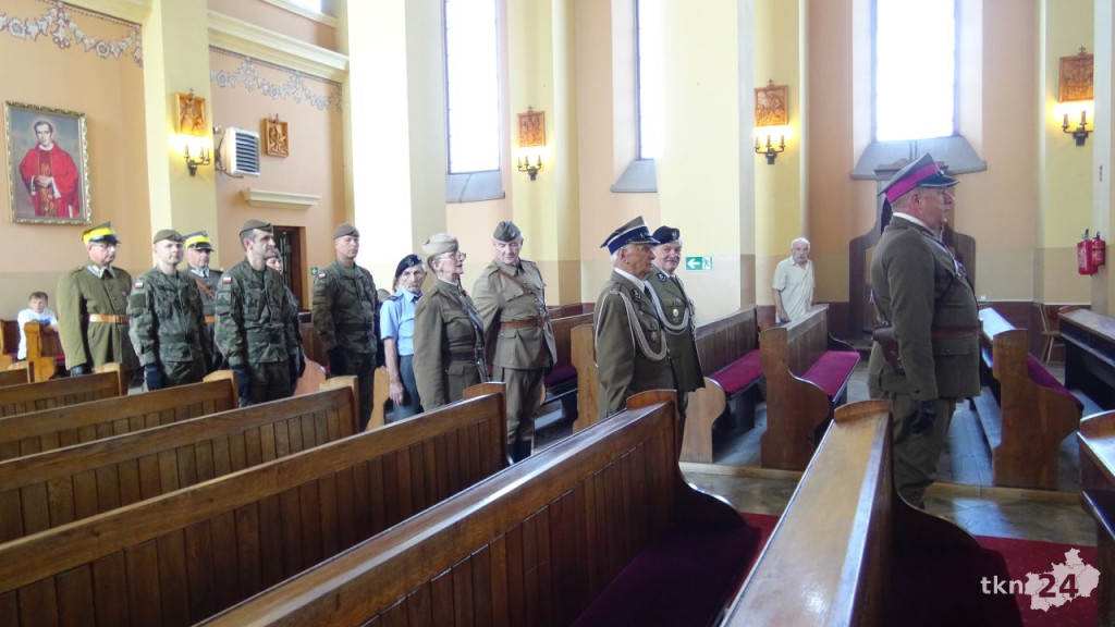 Pogrzeb nieznanych Ułanów w Pilczycy [Zdjęcia]