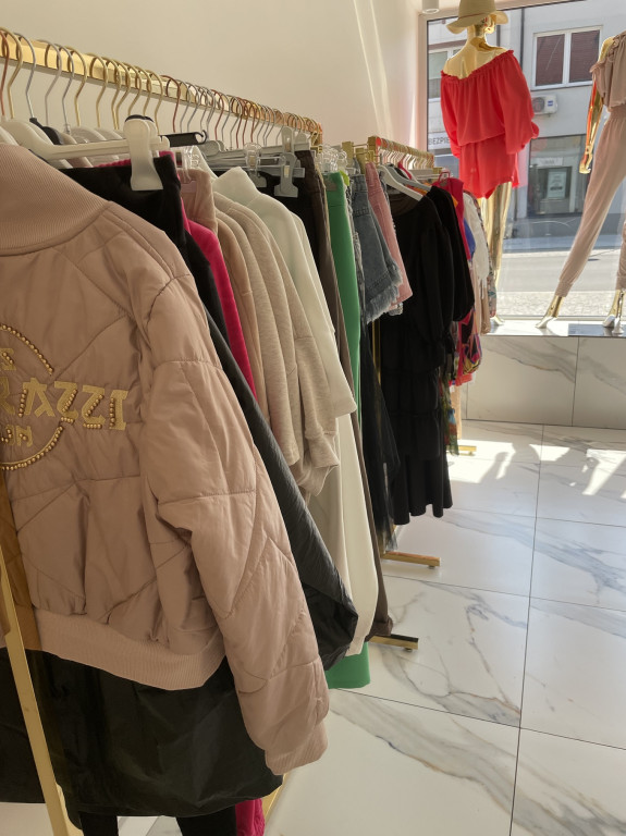 Daisy Butik z Końskich w poniedziałek z dużymi promocjami [zdjęcia]